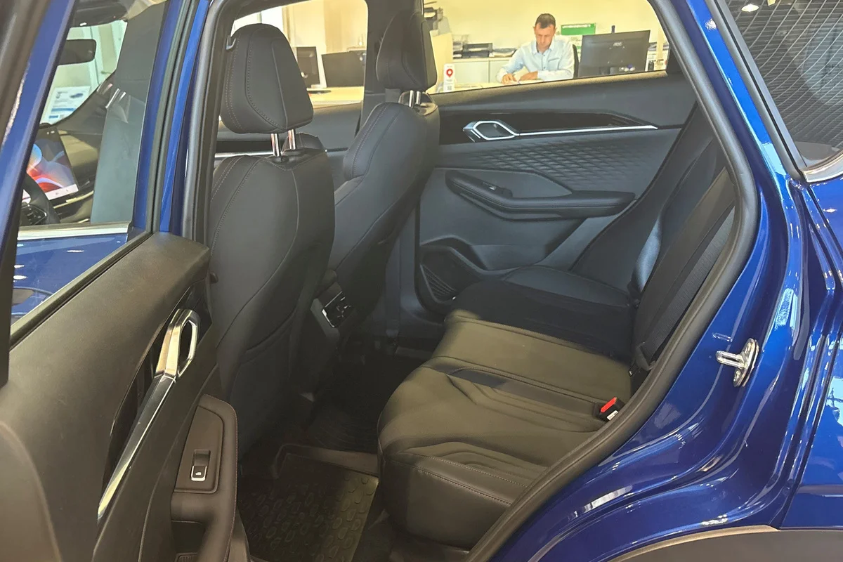 Фото GEELY Belgee X50+ I Стиль Синий металлик I 2026, №8
