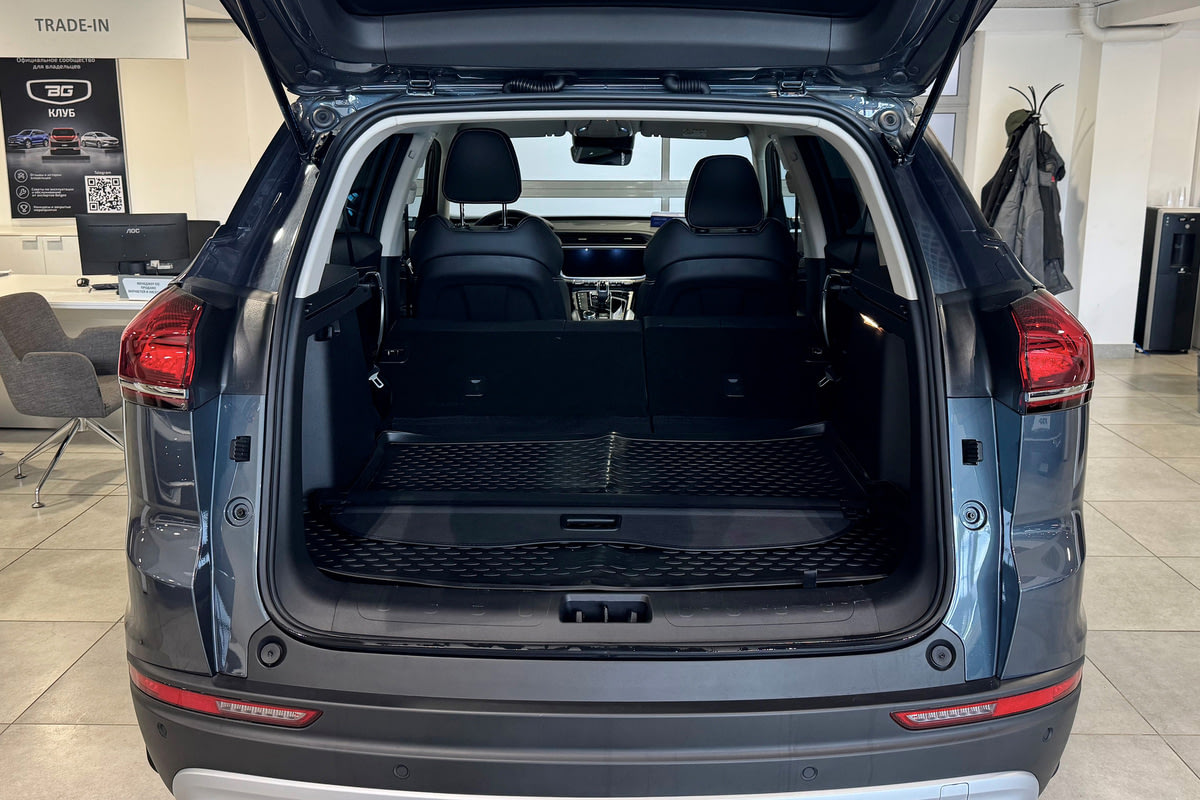 Фото GEELY Belgee X70 I Рестайлинг Стиль Базальтовый серый I Рестайлинг 2026, №10