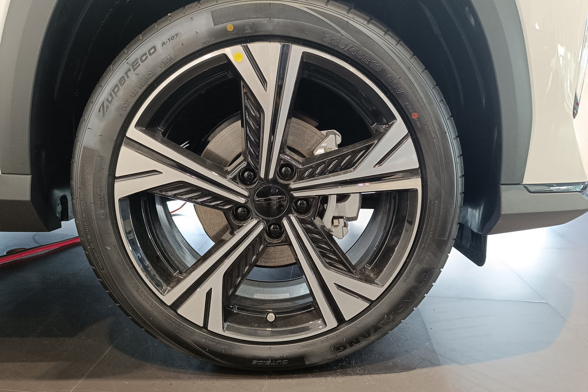 Фото GEELY Cityray I Flagship Crystal White I 2025, №4