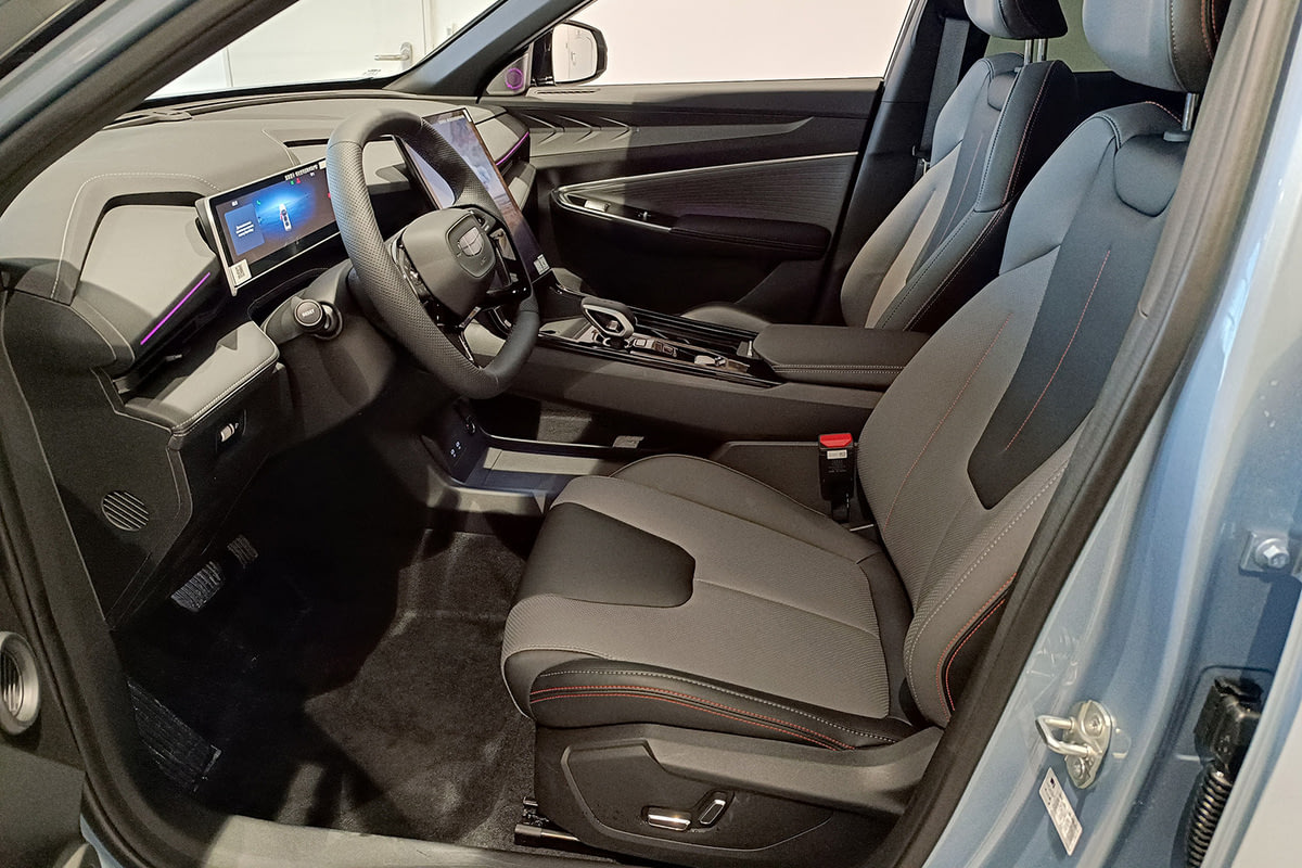 Фото GEELY Cityray I Flagship Light blue I 2025, №6