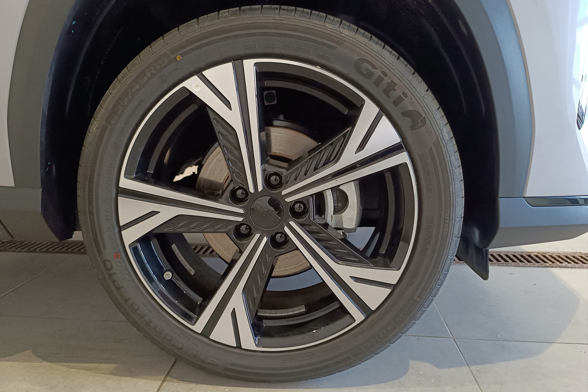 Фото GEELY Cityray I Flagship Pearl Silver I 2025, №4