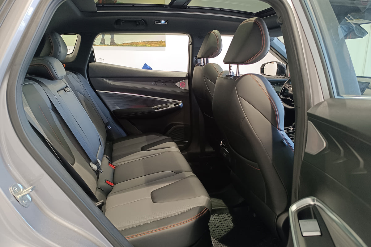 Фото GEELY Cityray I Flagship Pearl Silver I 2025, №8