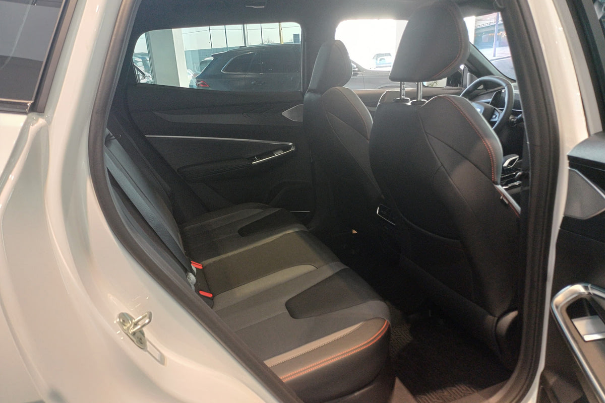Фото GEELY Cityray I Спорт Белый I 2026, №8