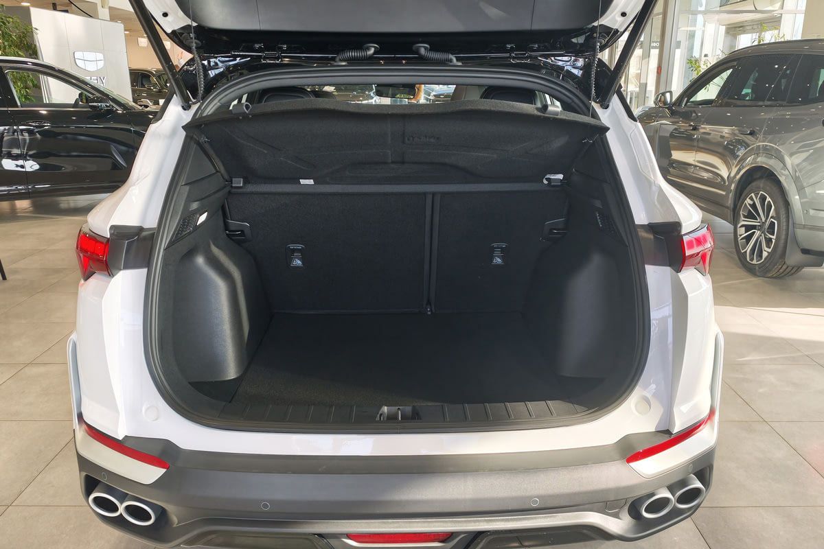 Фото GEELY Coolray I Рестайлинг 2 Эксклюзив Белый I РЕСТАЙЛИНГ 2 2026, №9