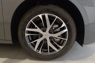 Фото GEELY Emgrand Luxury