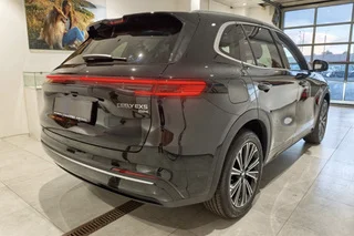 Фото GEELY EX5 Гибрид EM-i Макс