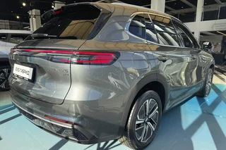 Фото GEELY EX5 Гибрид EM-i Про