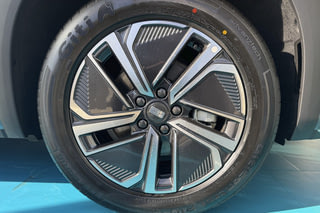 Фото GEELY EX5 Гибрид EM-i Про