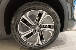 Фото GEELY EX5 Гибрид EM-R Макс