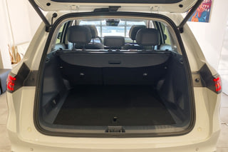 GEELY EX5 Гибрид I EM-R Макс Белый I 2026, №10