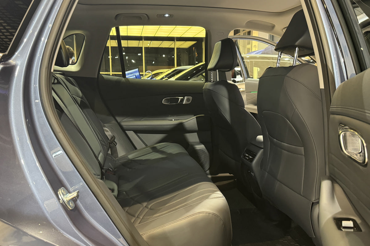 Фото GEELY EX5 Гибрид I EM-R Макс Синий металлик I 2026, №9