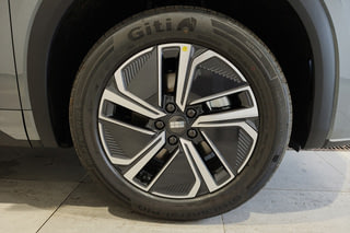 Фото GEELY EX5 Гибрид EM-R Макс