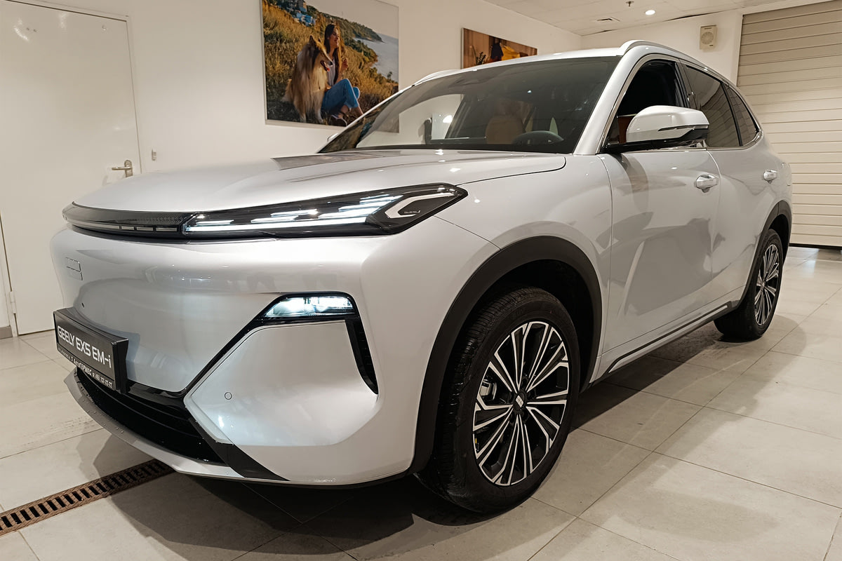 Фото GEELY EX5 EM-i I Max Pearl Silver I 2025, №1
