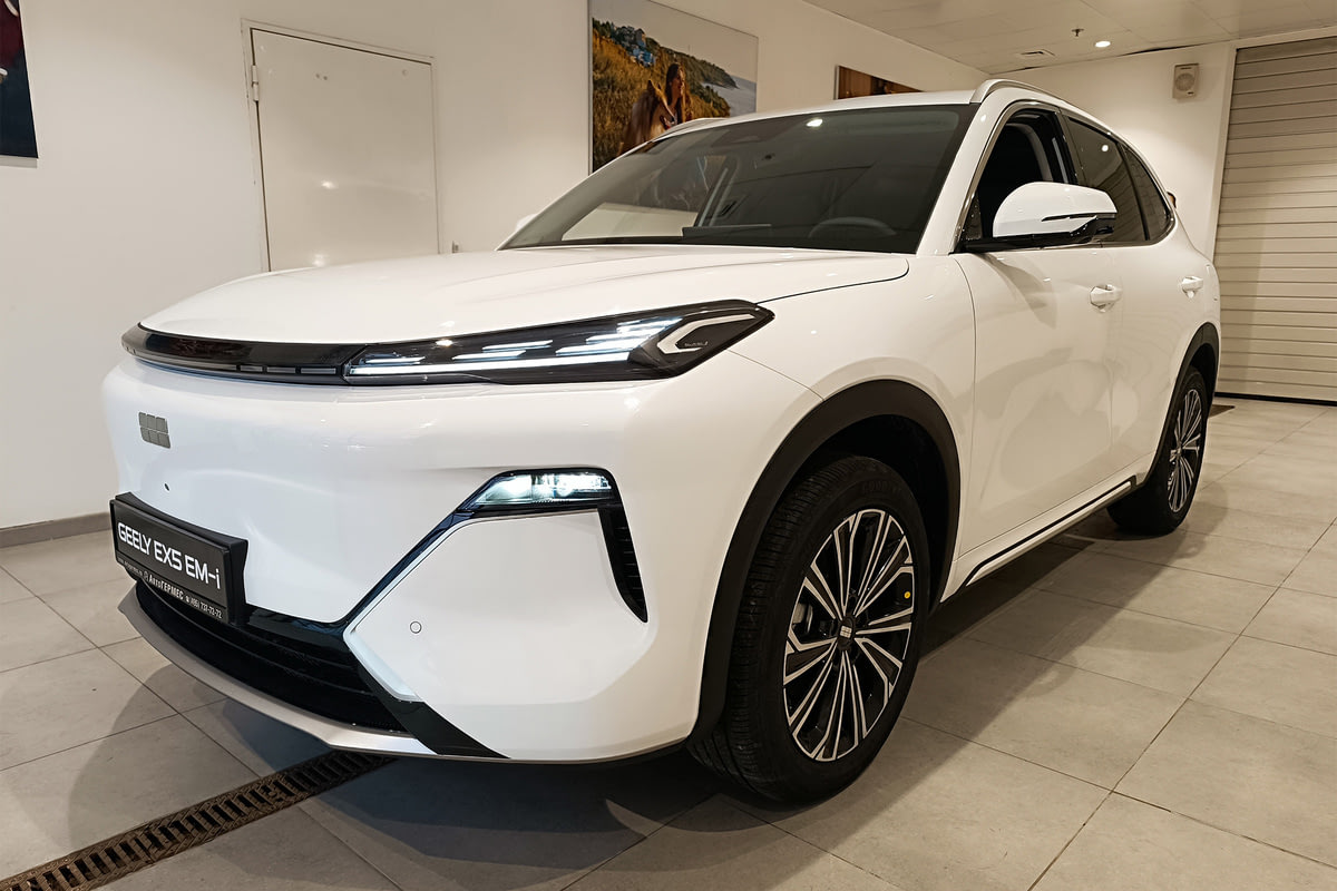 Фото GEELY EX5 EM-i I Max Crystal White I 2025, №1