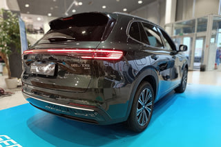 Фото GEELY EX5 EM-i Max