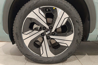 Фото GEELY EX5 Max