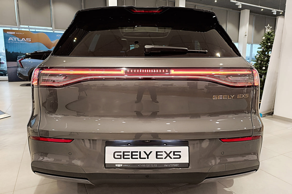 Фото GEELY EX5 I Max Magnetic Grey I 2025, №3