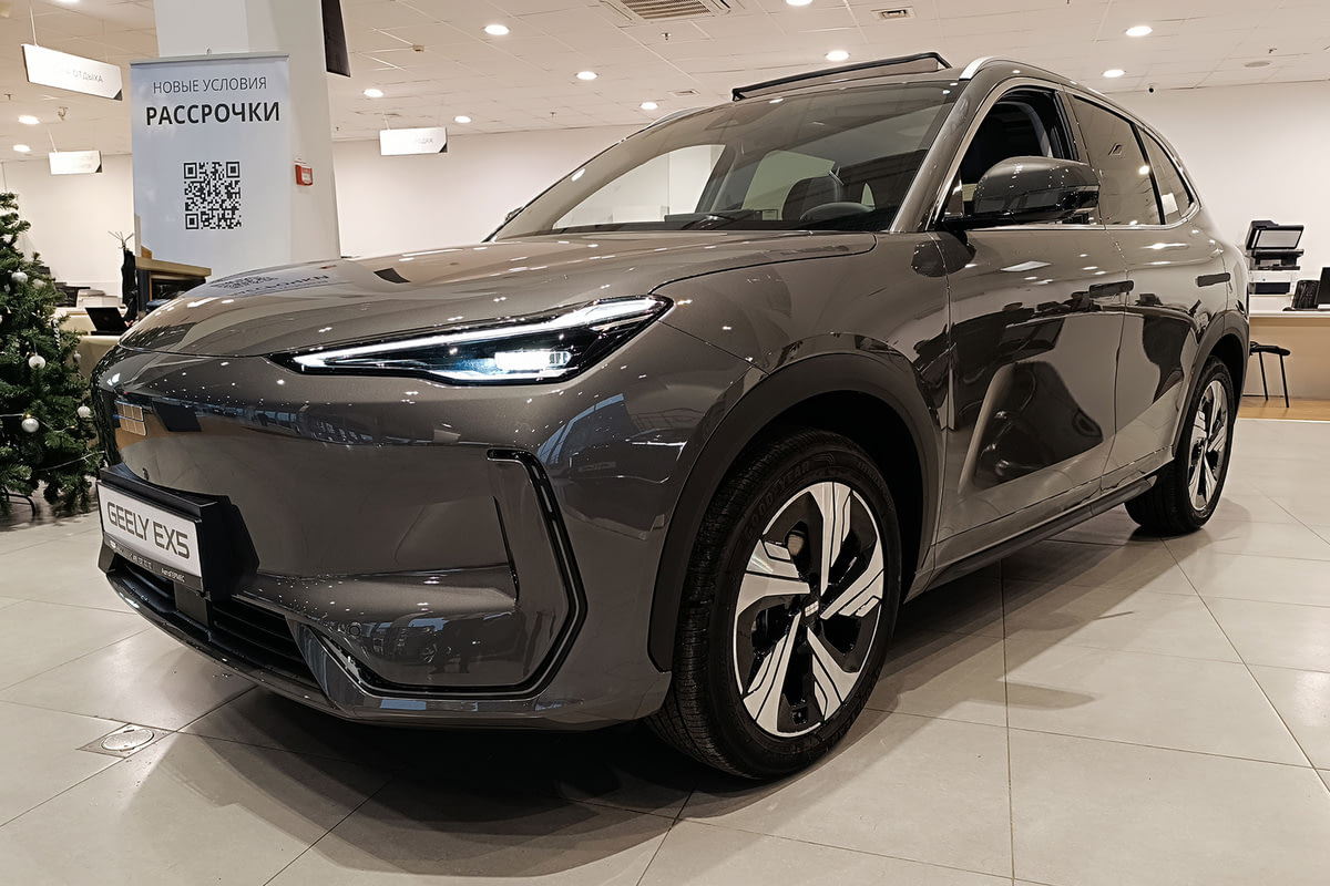 Фото GEELY EX5 I Max Magnetic Grey I 2025, №1