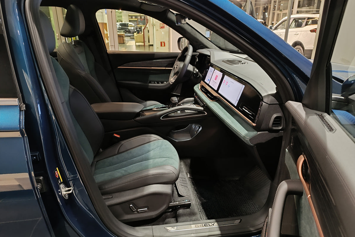 Фото GEELY Monjaro I Exclusive Синий металлик I 2024, №7