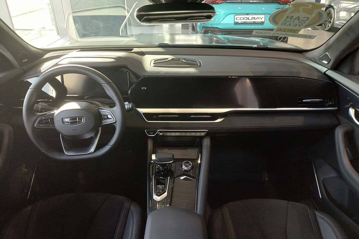 Фото GEELY Monjaro I Exclusive Lomo Grey I 2024, №5