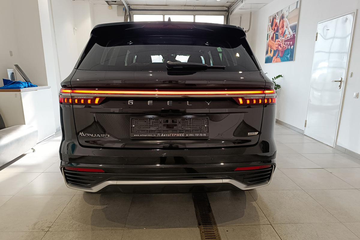 Фото GEELY Monjaro I Flagship Ink Black I 2025, №3