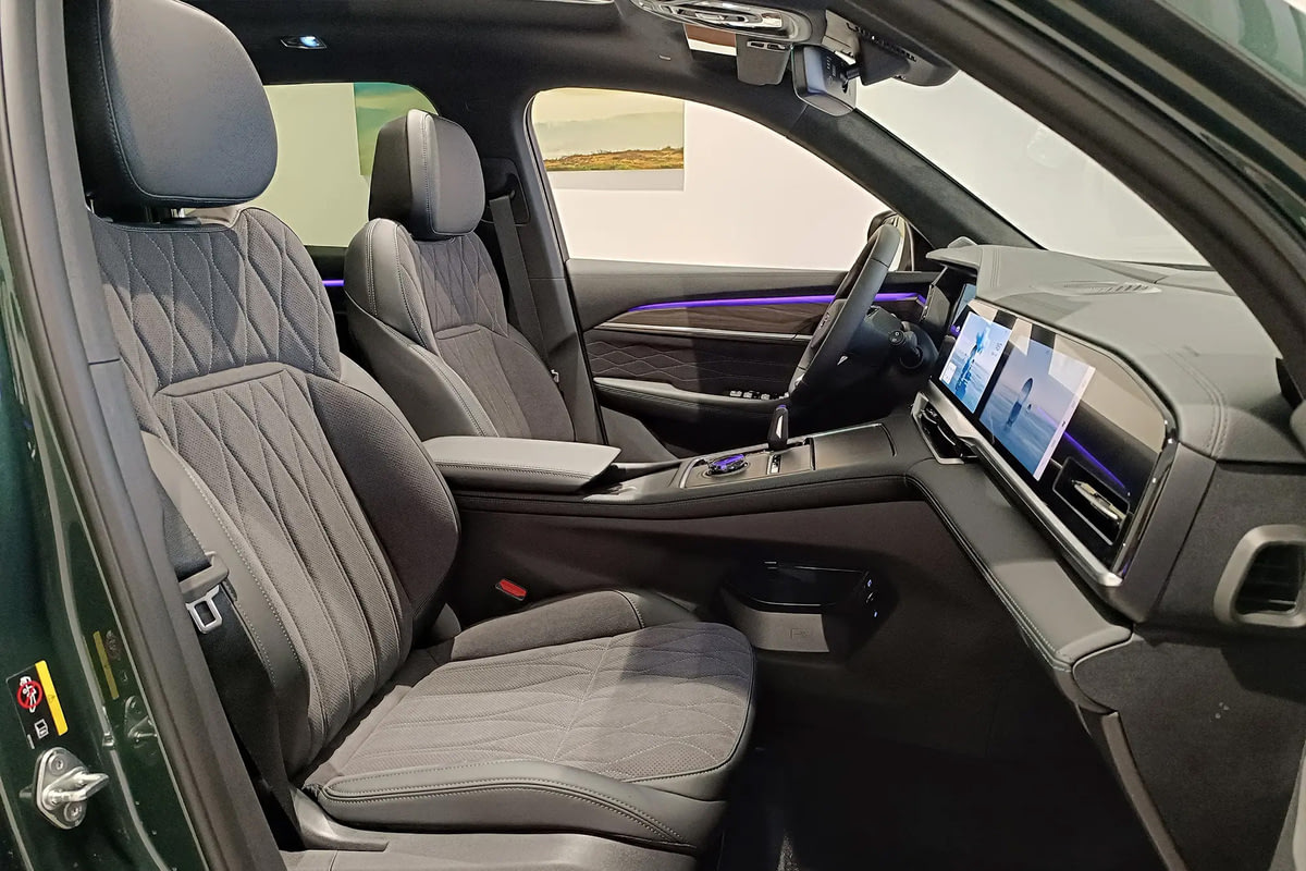 Фото GEELY Monjaro I Flagship SE Mountain Green I 2025, №7