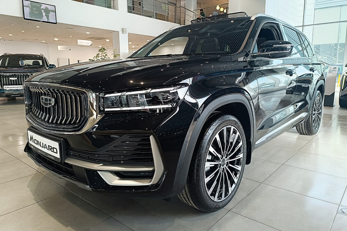 Фото GEELY Monjaro I Flagship SE Ink Black I 2025, №1