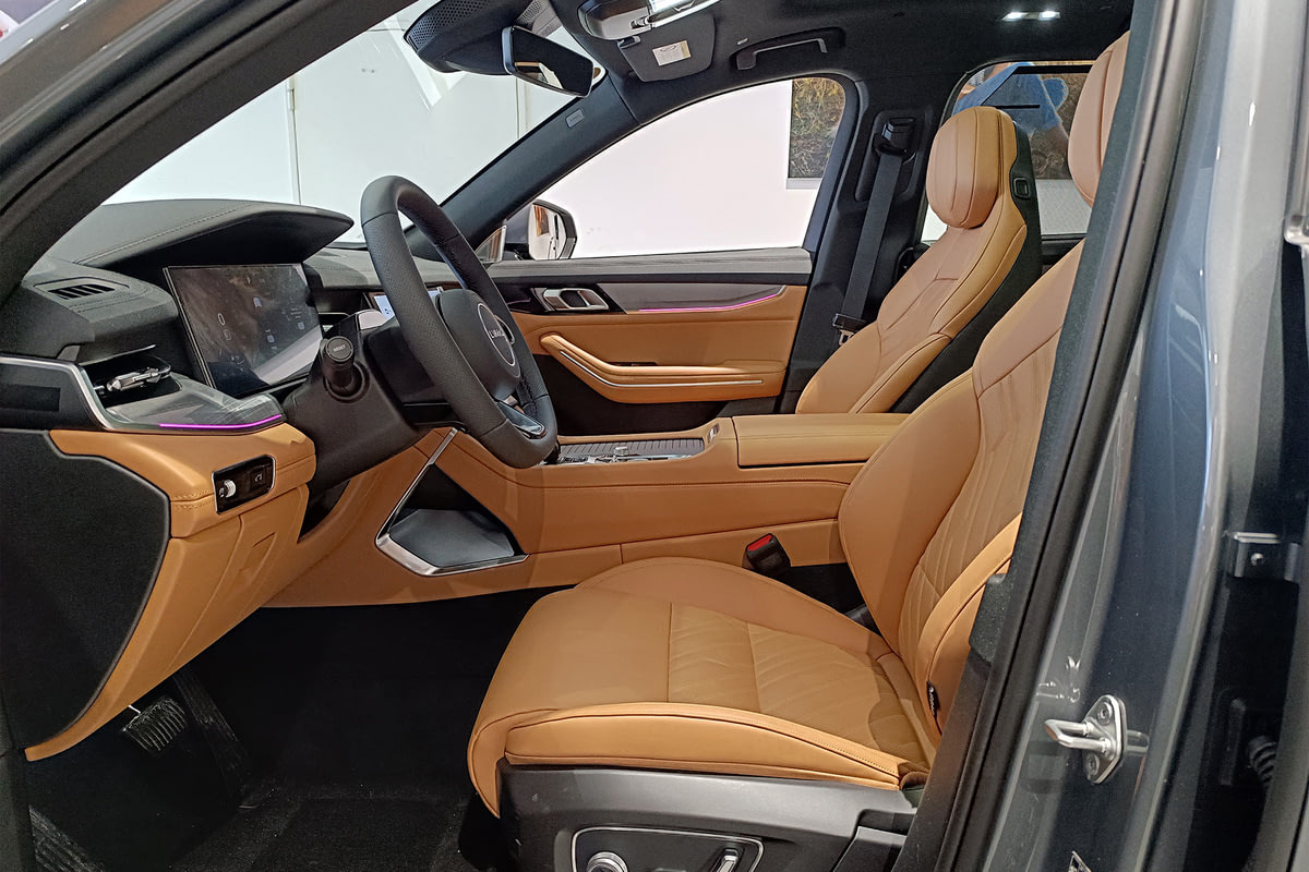 Фото GEELY Nordcross 001 I Ultra Tech Grey I 2025, №6