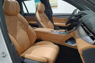 GEELY Nordcross 001 I Ultra Белый металлик I 2025, №9