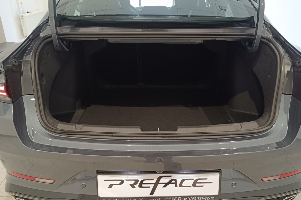 Фото GEELY Preface I Флагман Серый металлик I 2026, №9