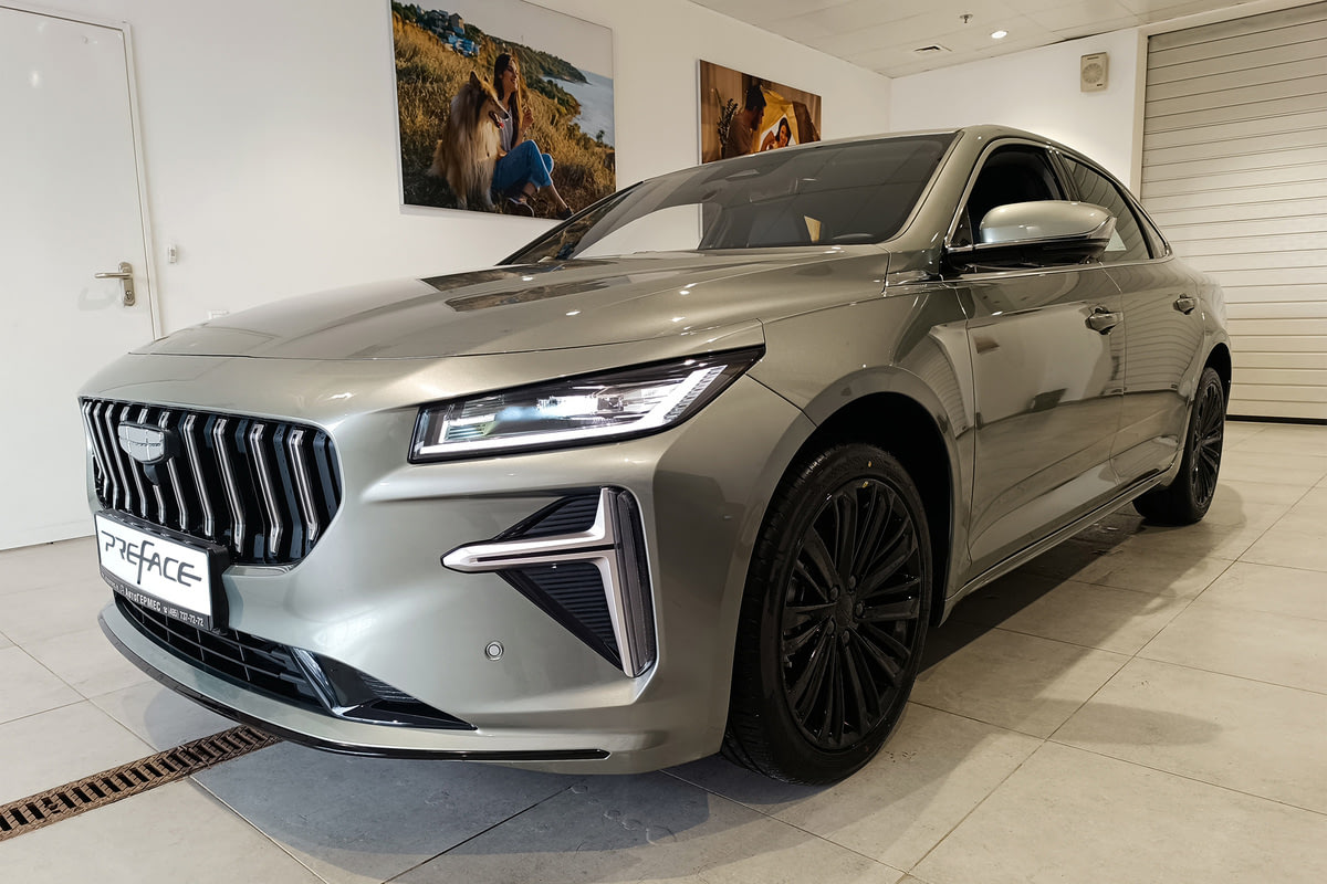 Фото GEELY Preface I Flagship Moss green I 2024, №1