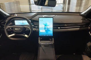 Фото GEELY Preface Luxury