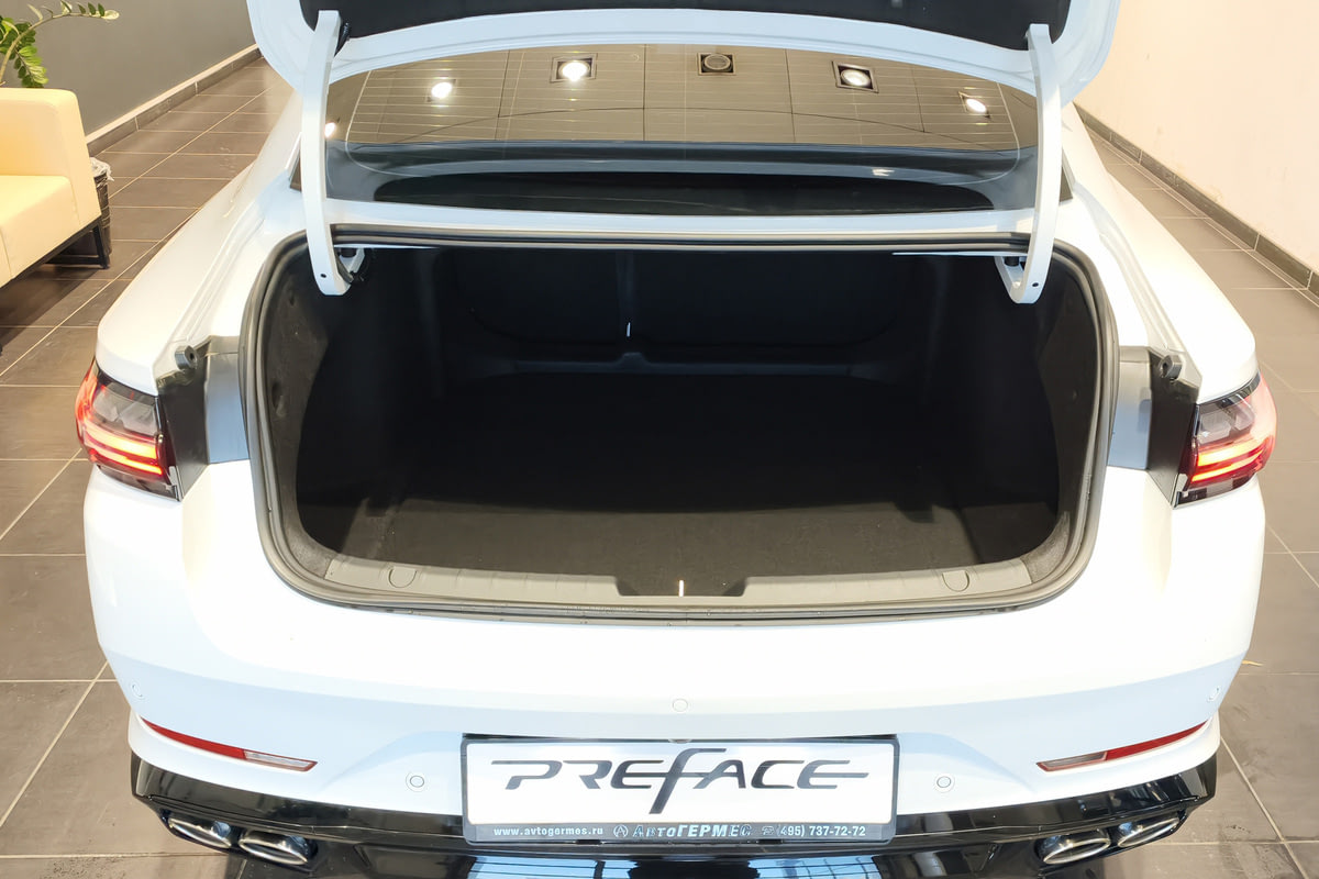 Фото GEELY Preface I Люкс Белый I 2026, №9