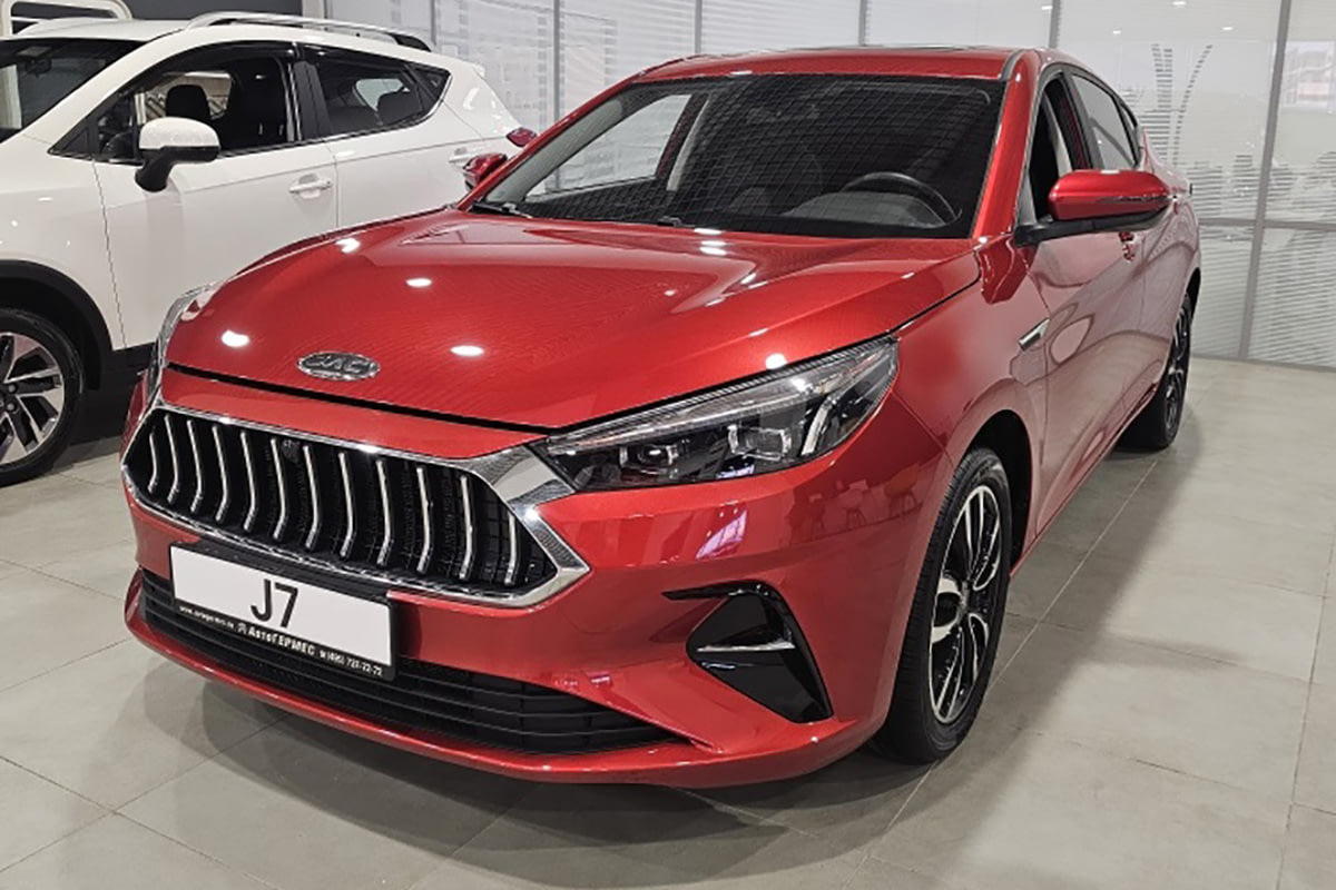 Фото JAC J7 I Luxury Спелая вишня I 2023, №1