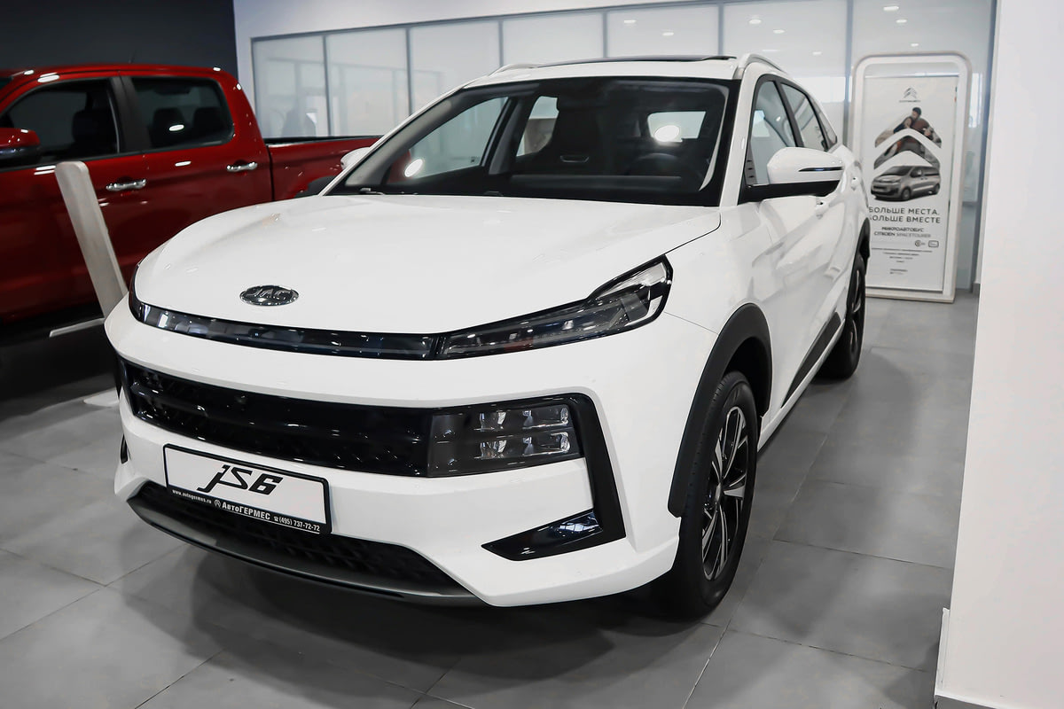 Фото JAC JS6 I Luxury Белый глянец I 2024, №1