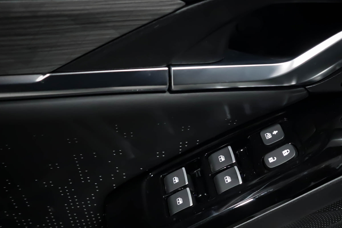 Фото JAC JS6 I Luxury Белый глянец I 2024, №14