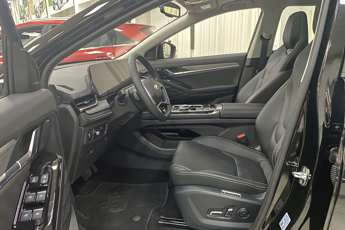 Фото JAC JS6 I Luxury Черный жемчуг I 2024, №4