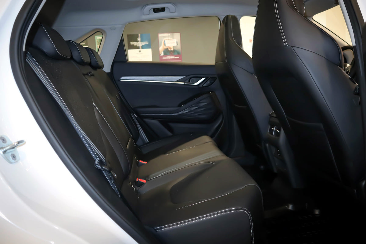 Фото JAC JS6 I Luxury Белый глянец I 2024, №16