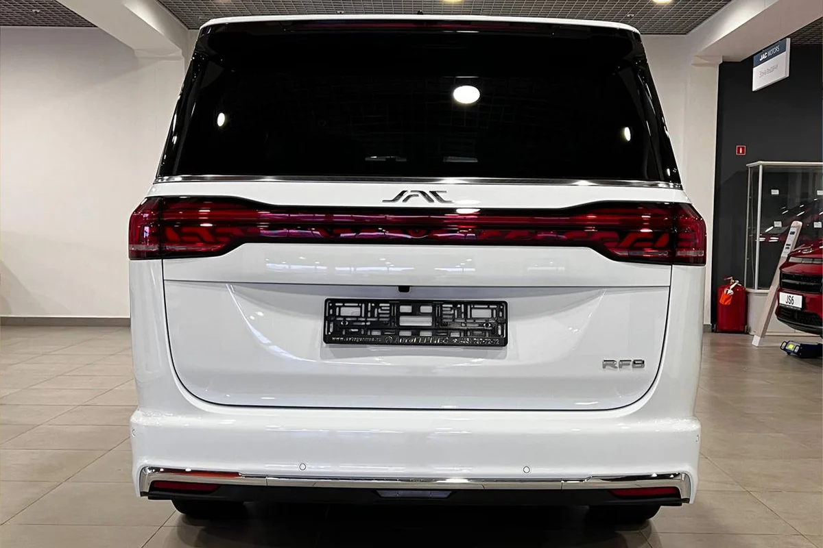 Фото JAC RF8 I Flagship Белый глянец I 2025, №4