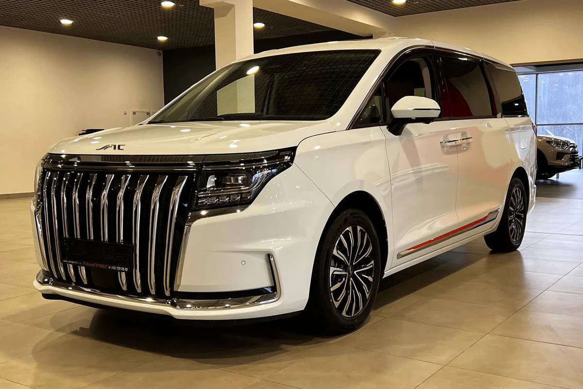 Фото JAC RF8 I Flagship Белый глянец I 2025, №1