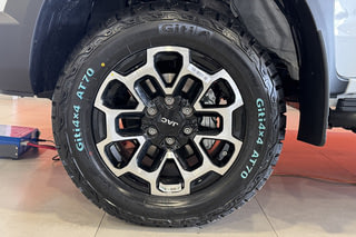 JAC T9 I Эксплор 2.0TDi Белый металлик I 2026, №6