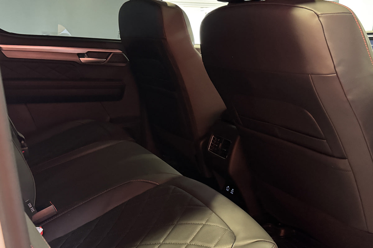 Фото JAC T9 I Эксплор 2.0TDi Белый металлик I 2026, №17
