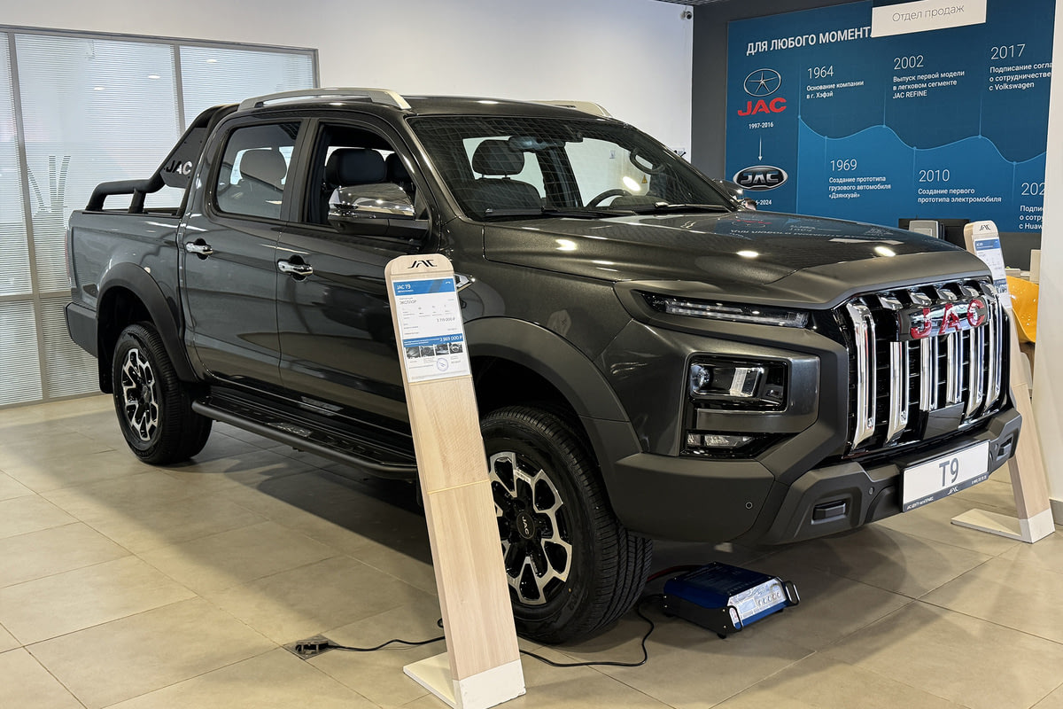 Фото JAC T9 I Эксплор 2.0TGDI Серый металлик I 2026, №2