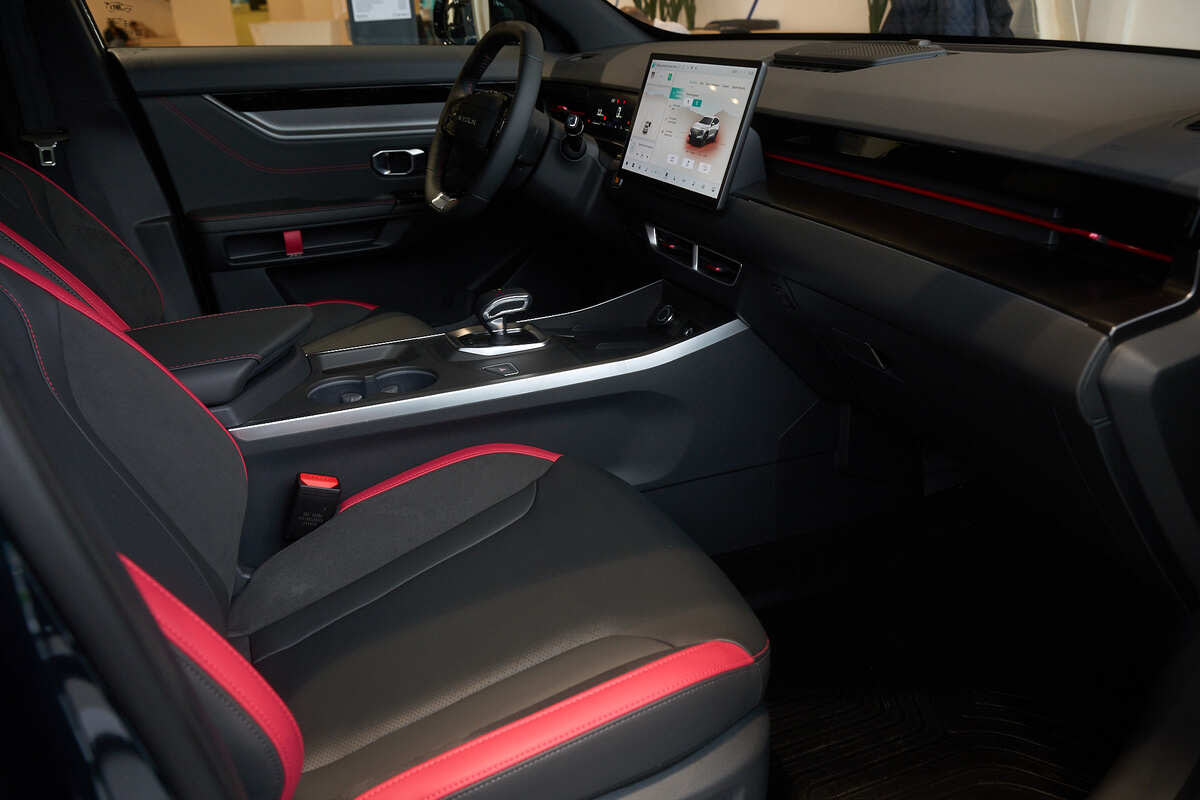 Фото JETOUR Dashing I Elite 1.5 Зеленый металлик I 2025, №6