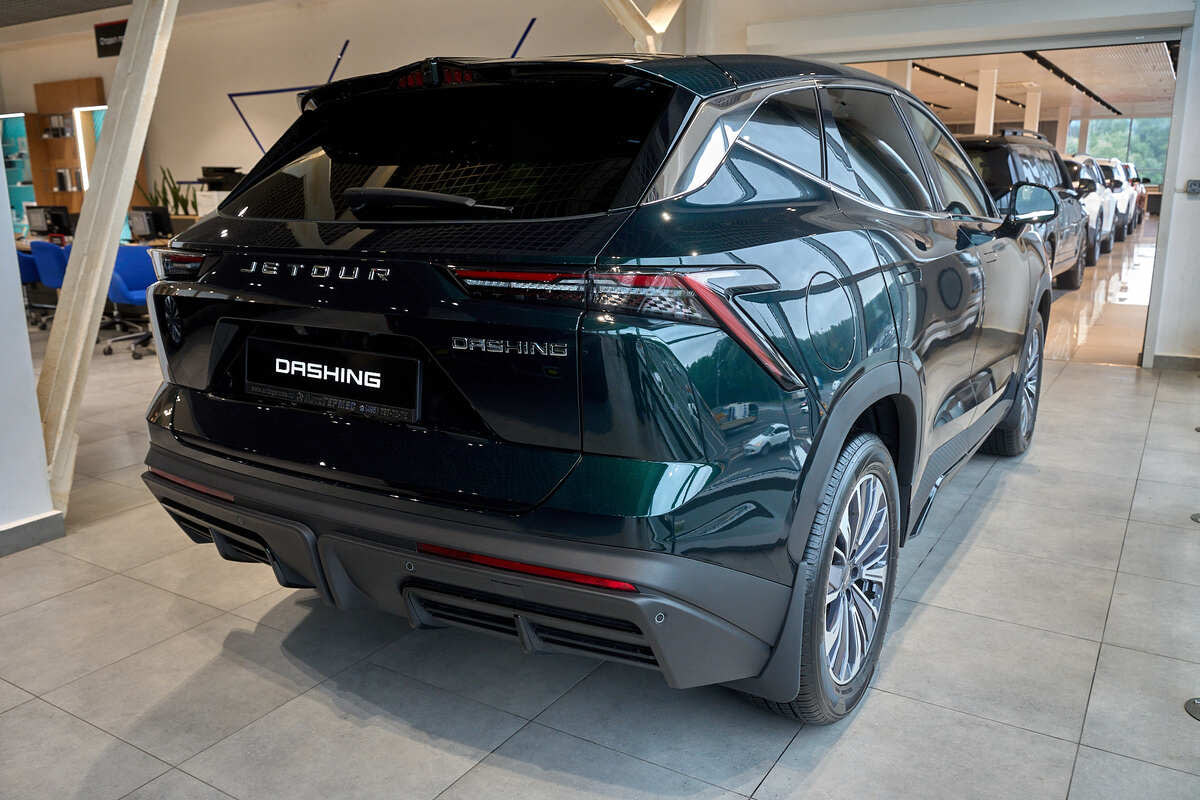 Фото JETOUR Dashing I Elite 1.5 Зеленый металлик I 2025, №16