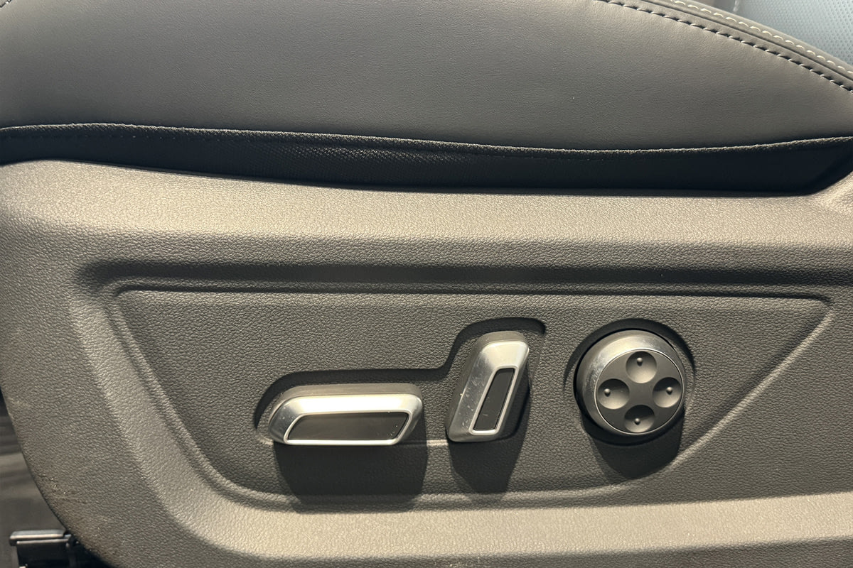 Фото JETOUR Dashing I Elite 1.5 Черный металлик I 2025, №8