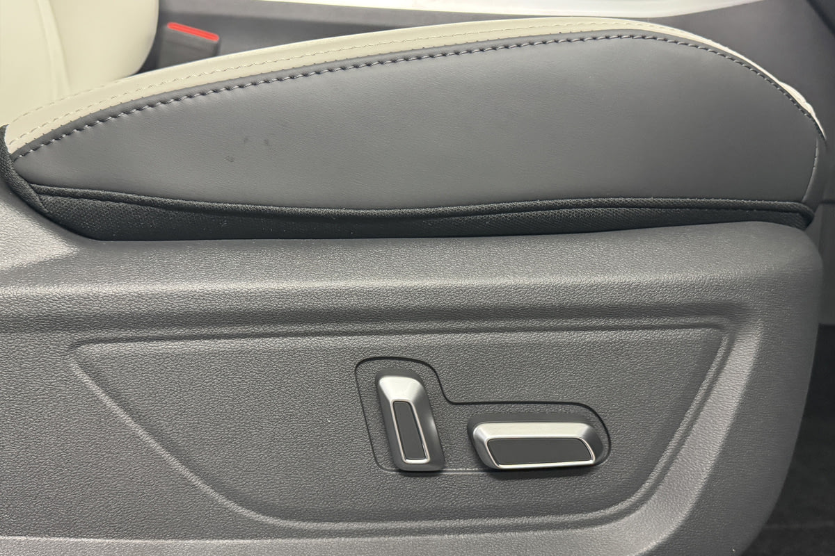 Фото JETOUR Dashing I Elite 1.5 Черный металлик I 2025, №14