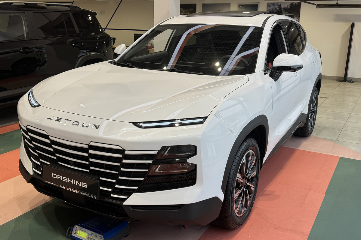 Фото JETOUR Dashing I Elite 1.5 Белый металлик I 2025, №1