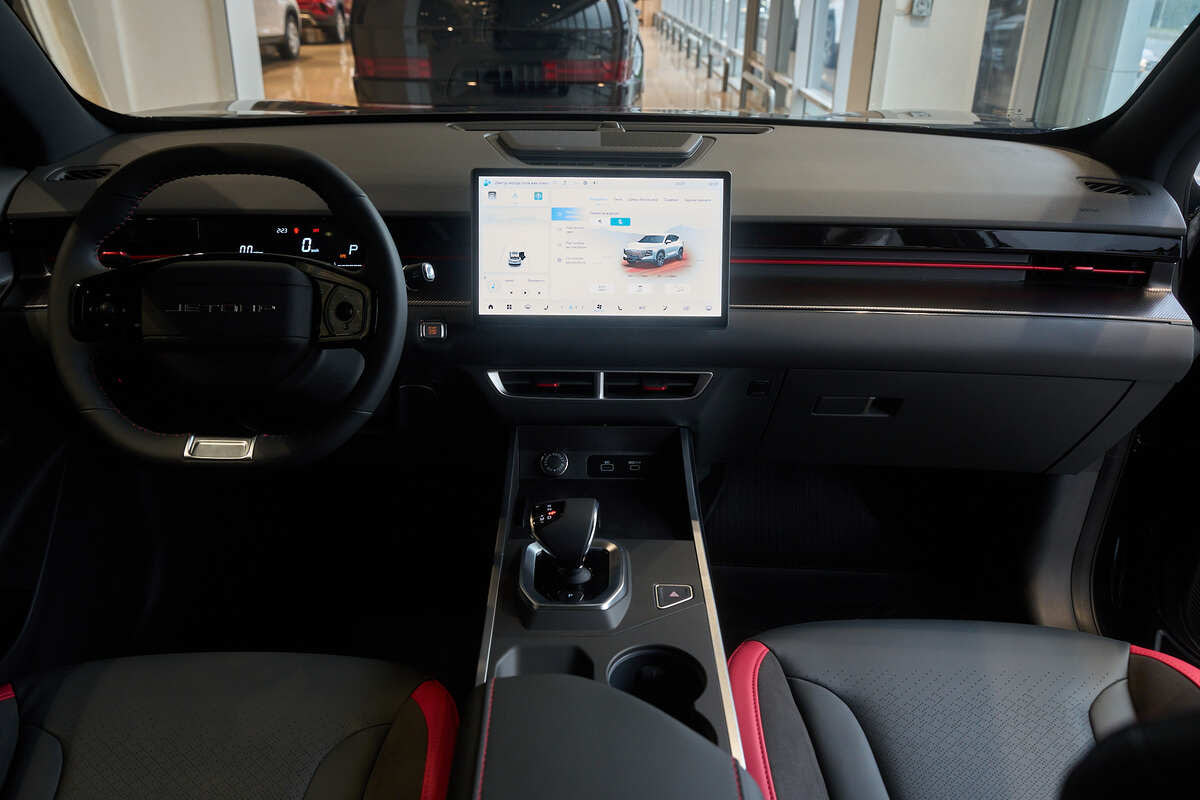 Фото JETOUR Dashing I Престиж Зеленый металлик I 2026, №15