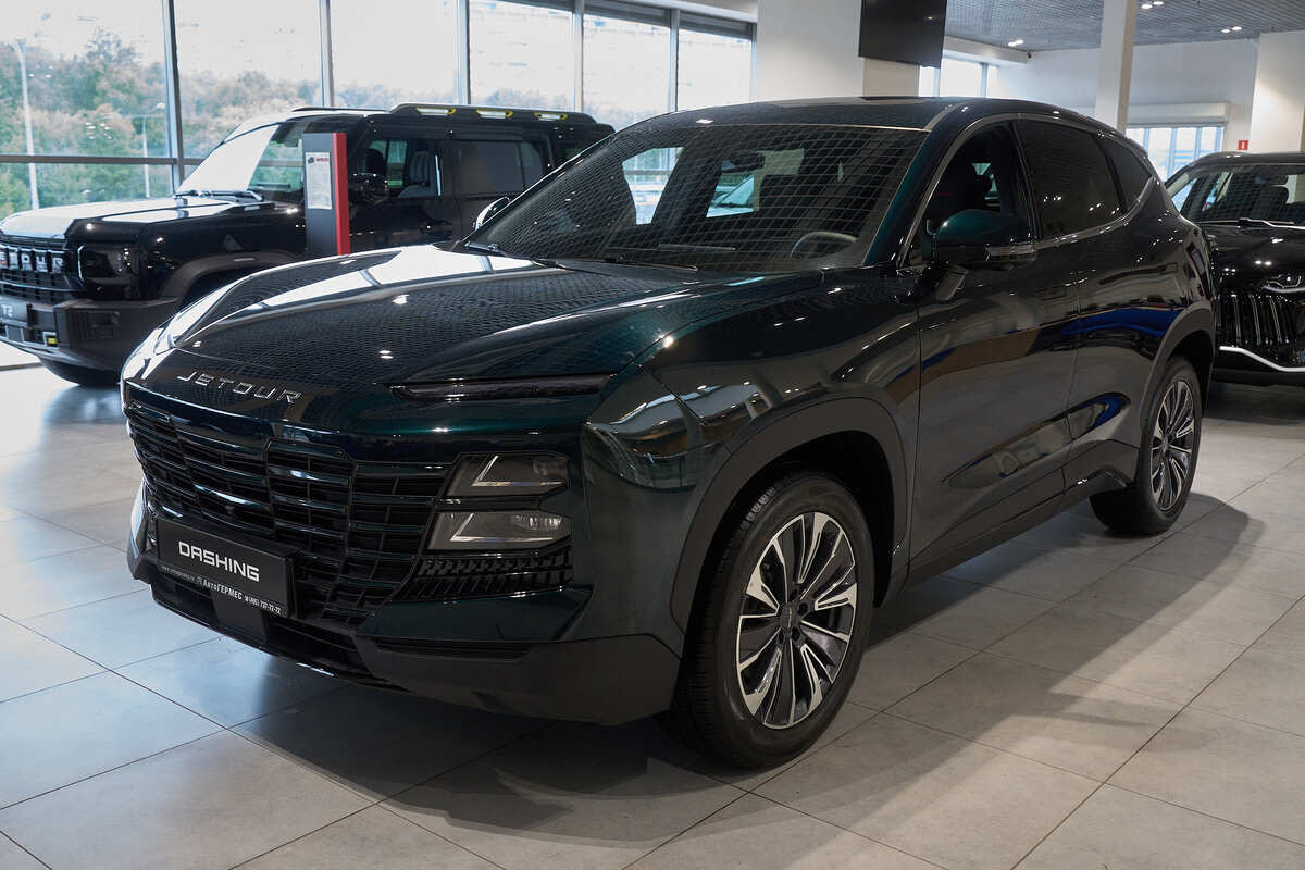 Фото JETOUR Dashing I Престиж Зеленый металлик I 2026, №1